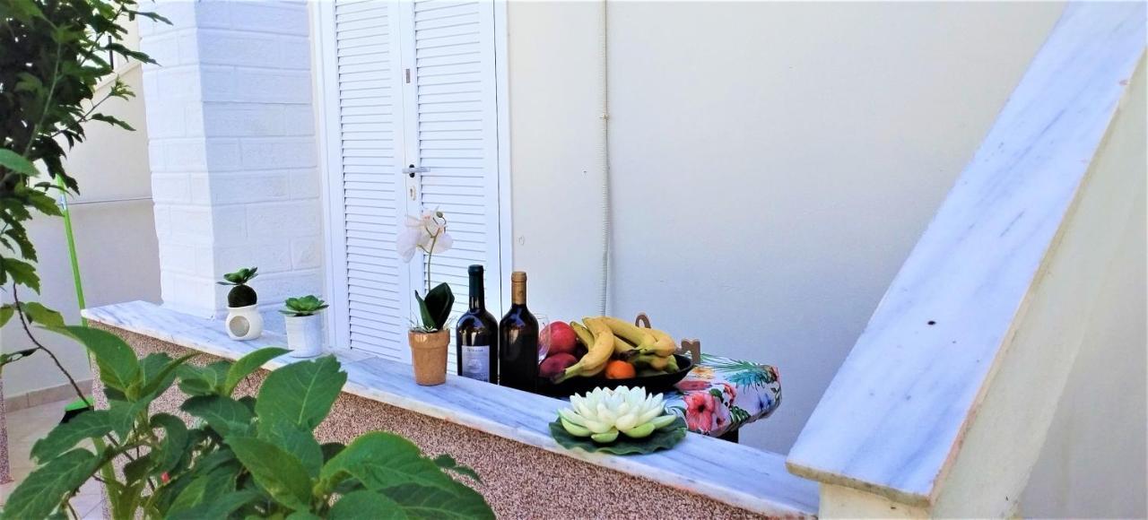 Eleni Apartments Sant George Beach Agios Georgios  Eksteriør billede