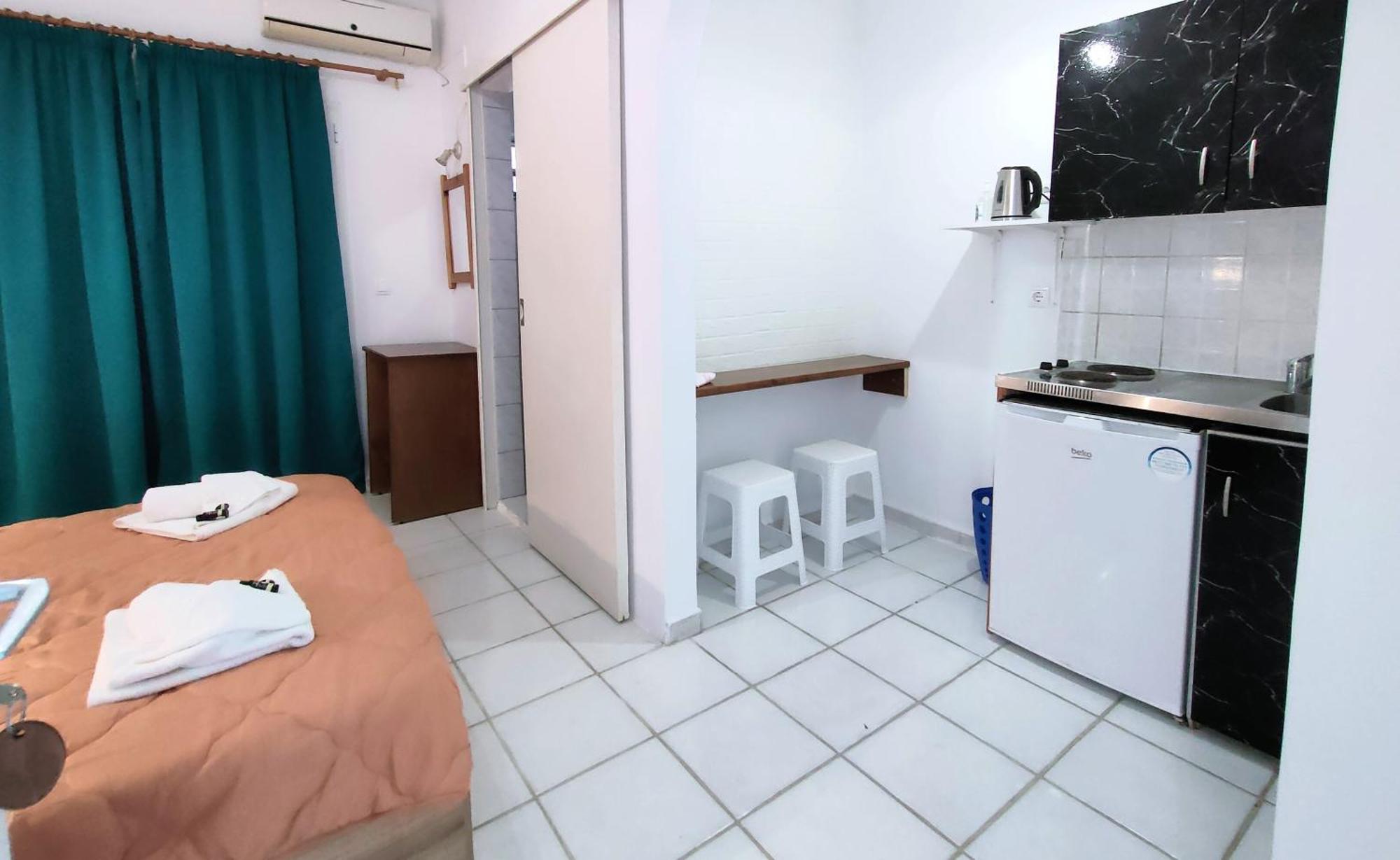 Eleni Apartments Sant George Beach Agios Georgios  Eksteriør billede