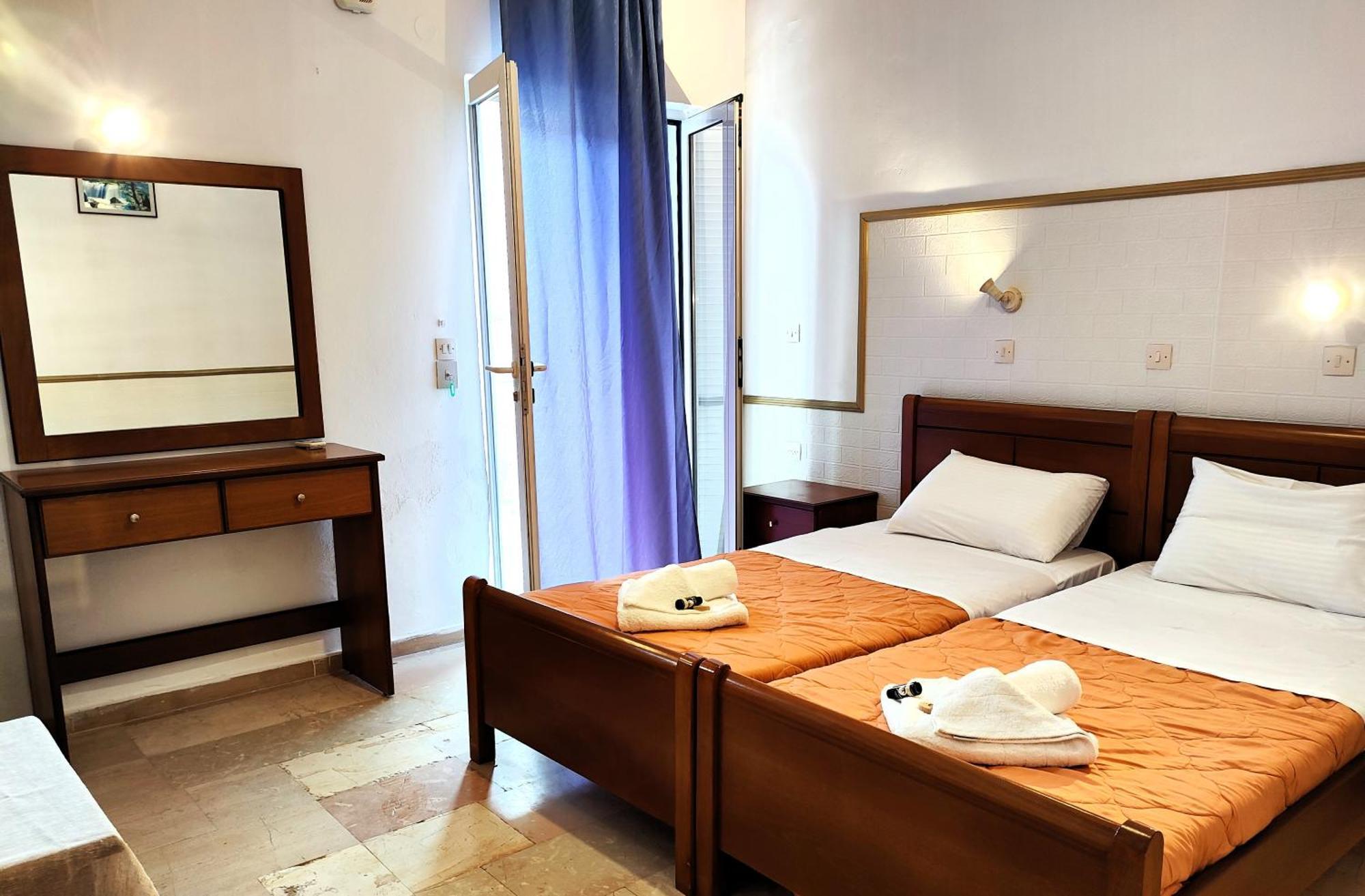 Eleni Apartments Sant George Beach Agios Georgios  Eksteriør billede