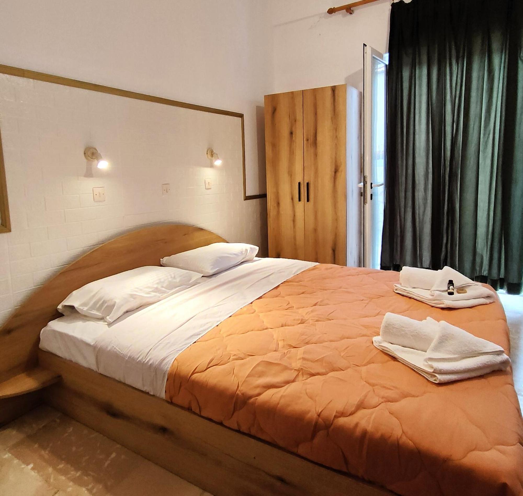 Eleni Apartments Sant George Beach Agios Georgios  Eksteriør billede